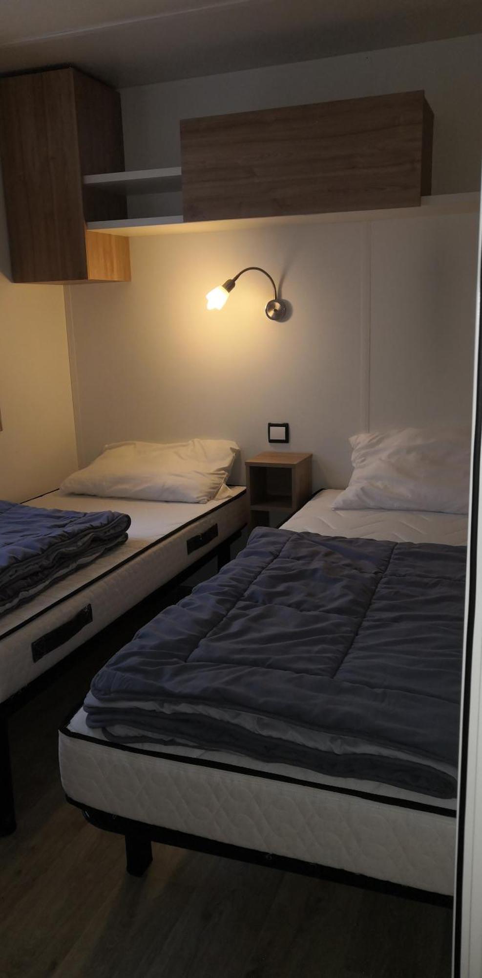 Nosybe37 Mh264 Onzain Hotel Bagian luar foto